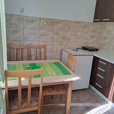 Anthony Apartment Ni Exterior foto