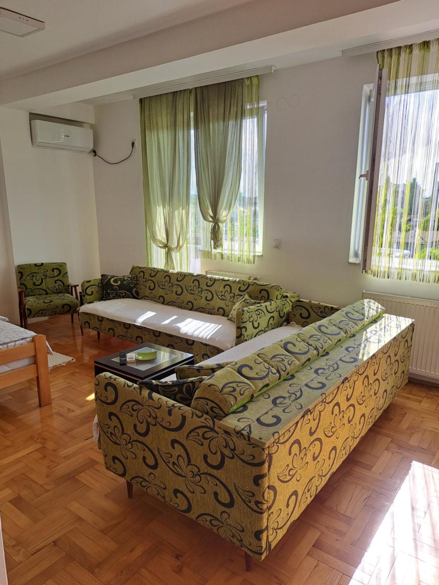 Anthony Apartment Ni Exterior foto