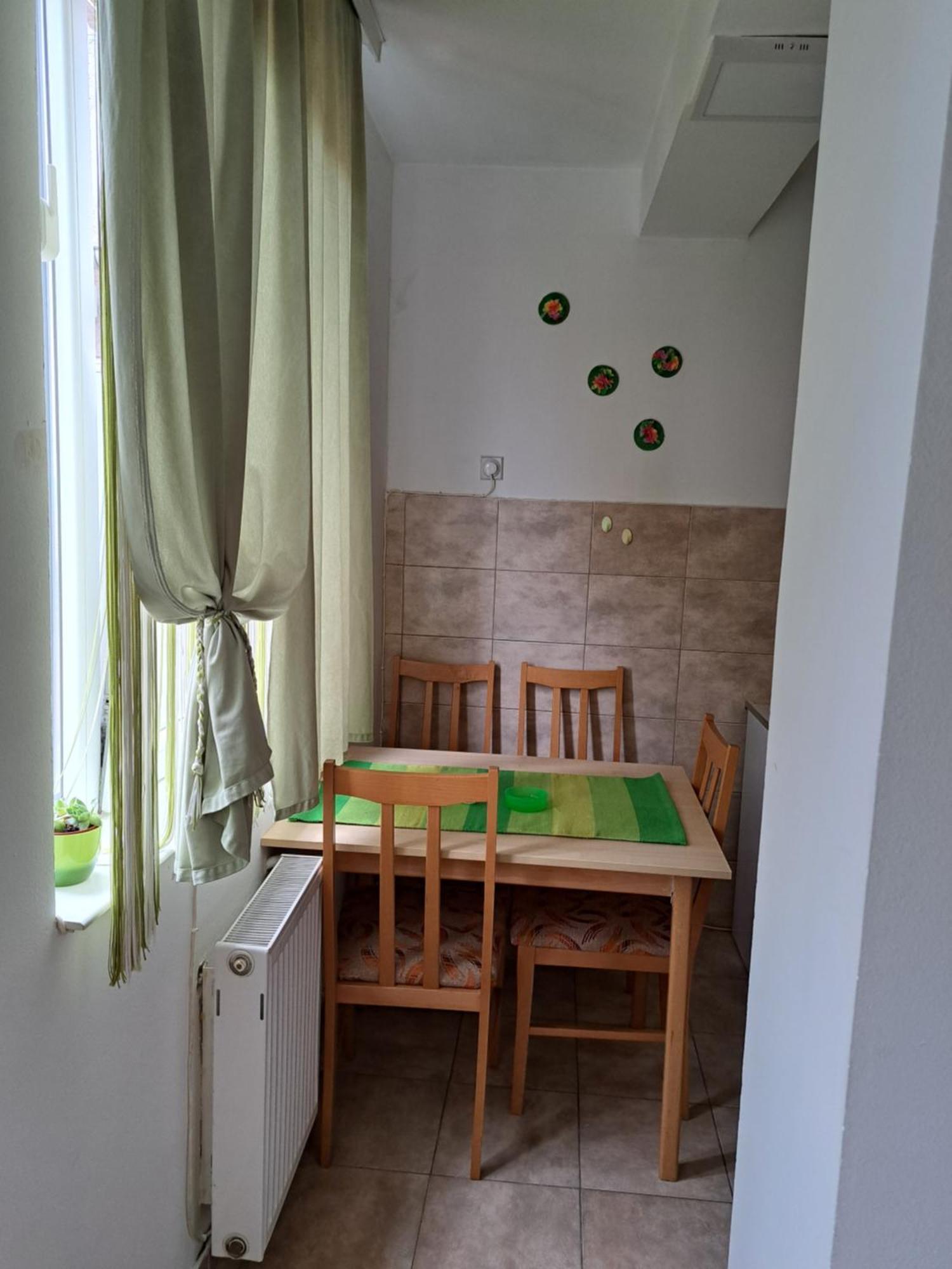 Anthony Apartment Ni Exterior foto