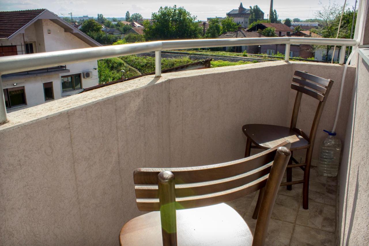 Anthony Apartment Ni Exterior foto